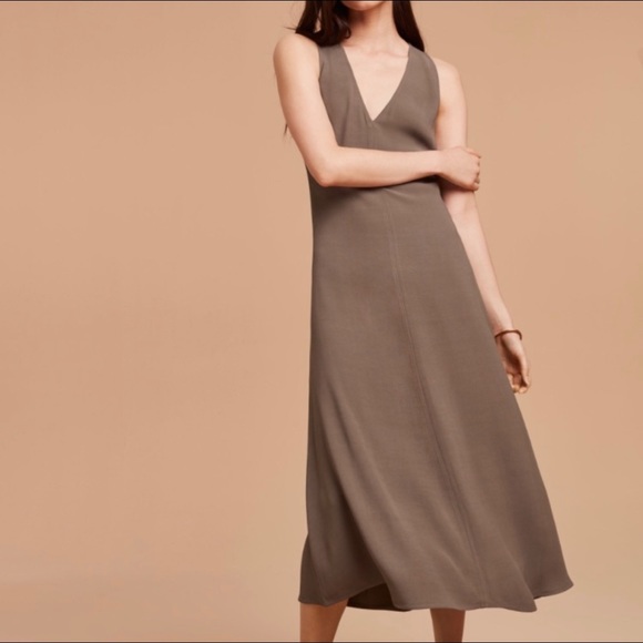 Wilfred Dress - Picture 4 of 6